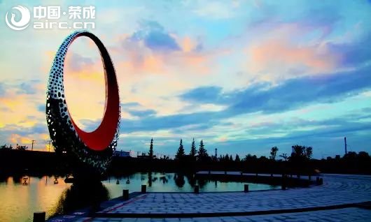 sɽ𲻓Q